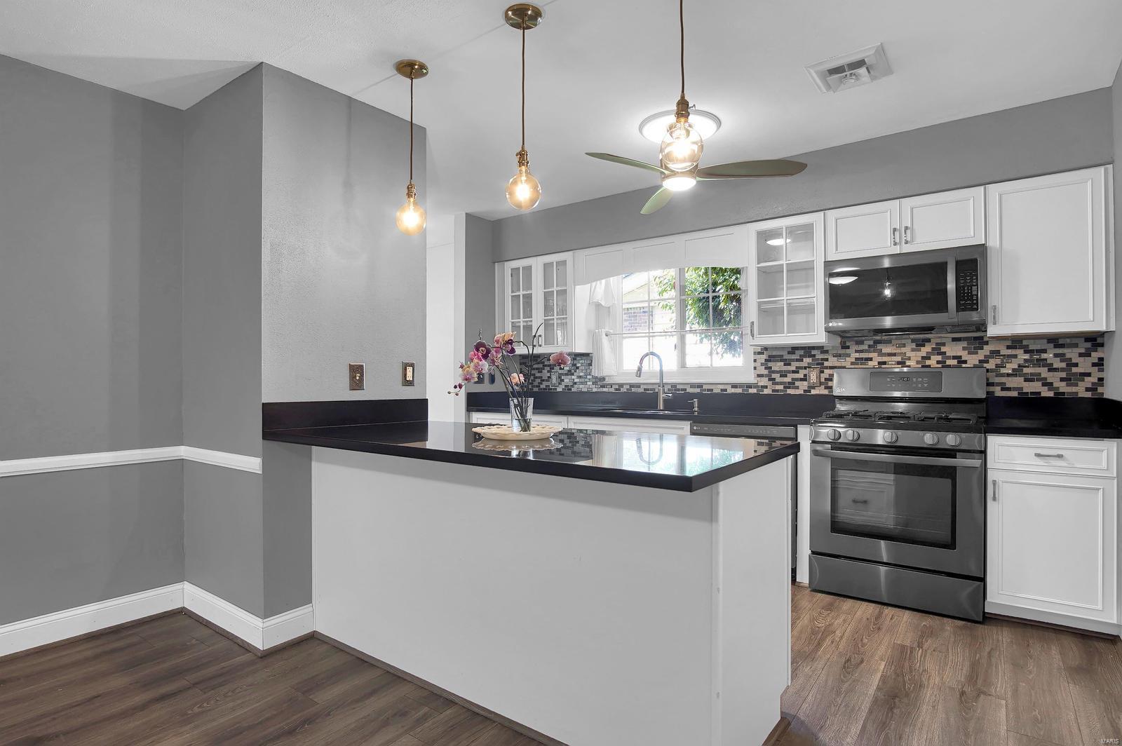 1037 Rutledge Drive Belleville, IL 62221 - Photo 8 of 18