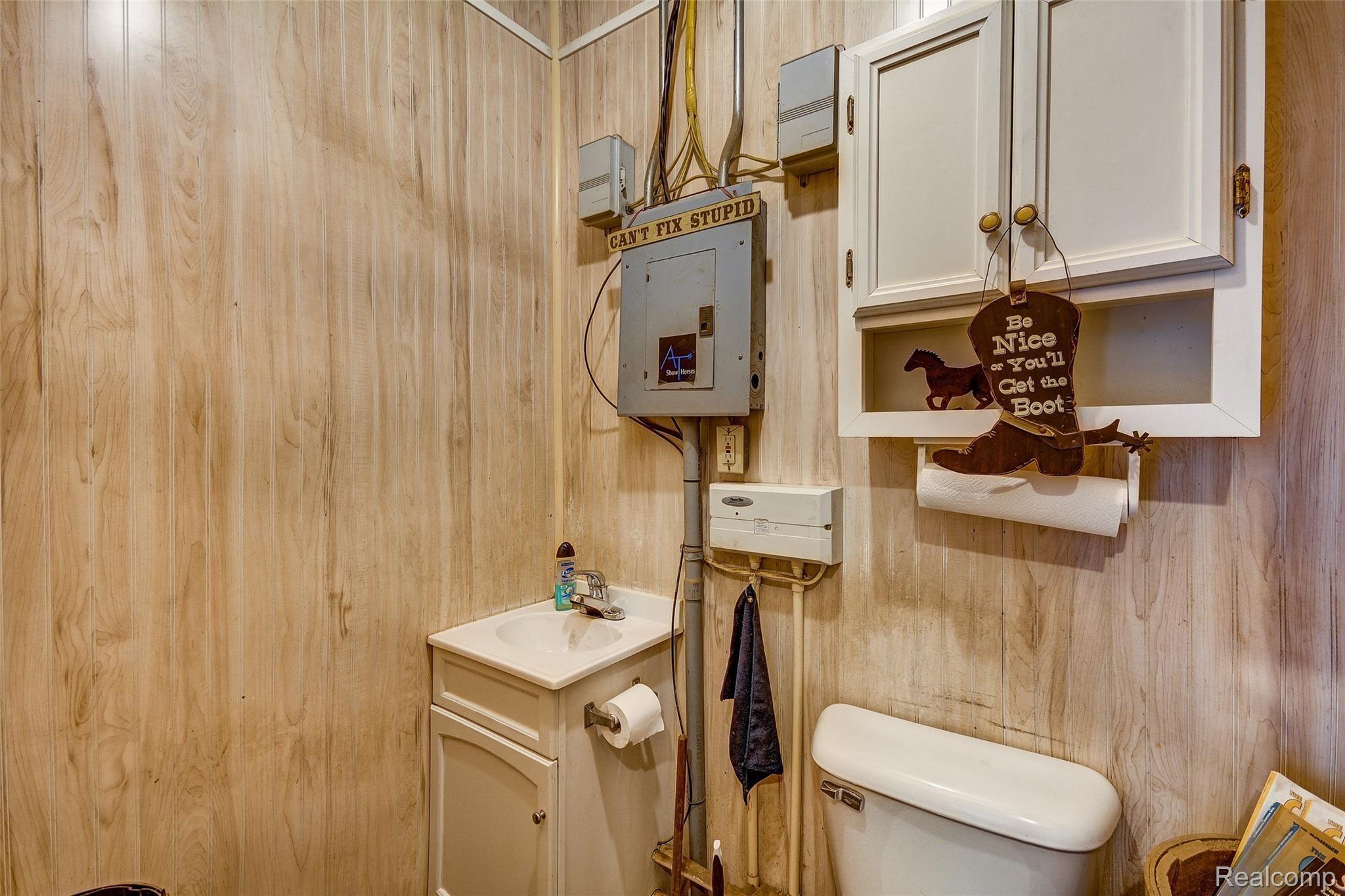 2356 East Cook Road Grand Blanc, MI 48439 - Photo 53 of 76 2356_E_Cook_41.jpg