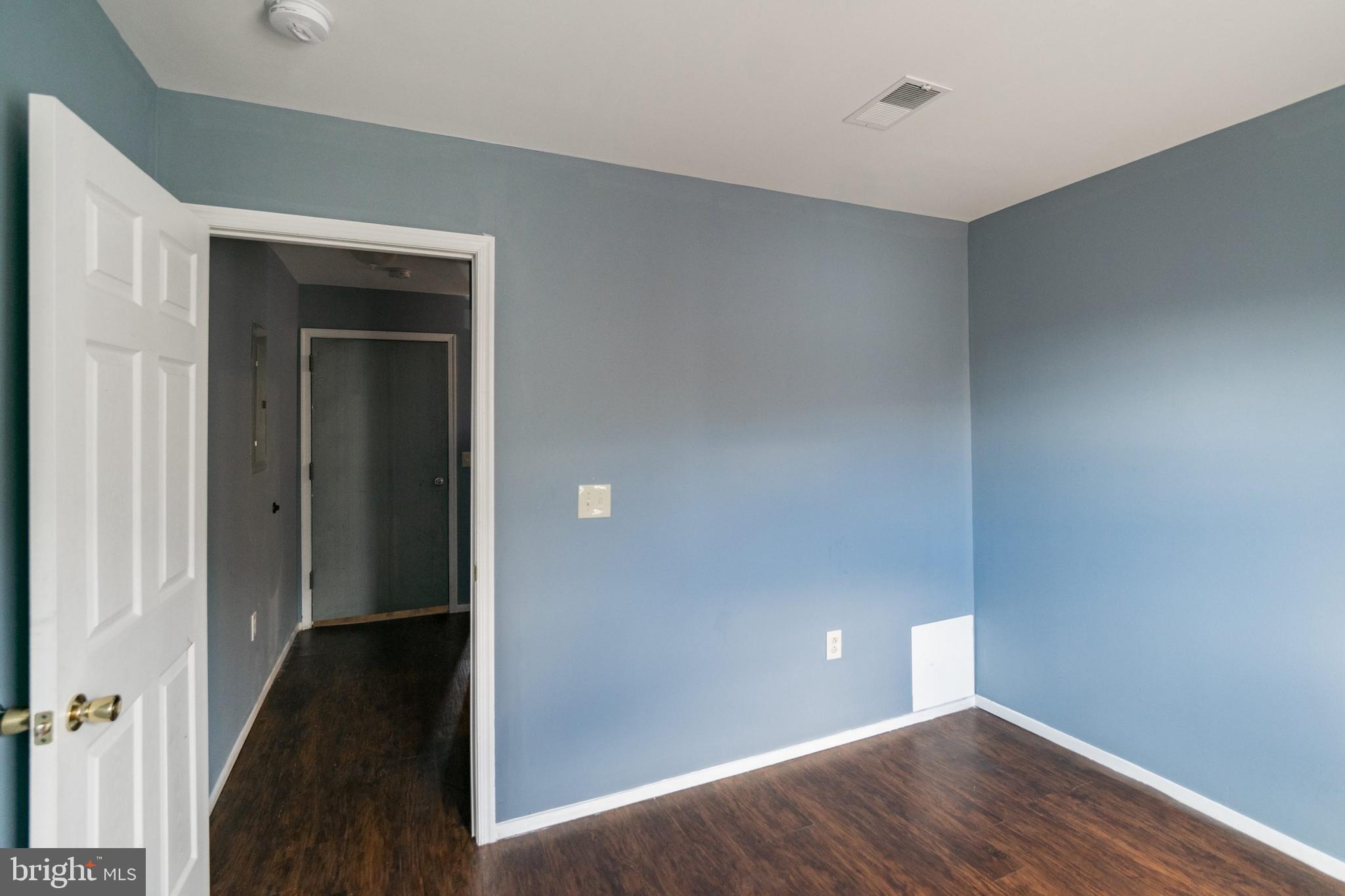 1833 South 22nd Street, Unit 2 Philadelphia, PA 19145 - Photo 12 of 15 a view of an empty room and window