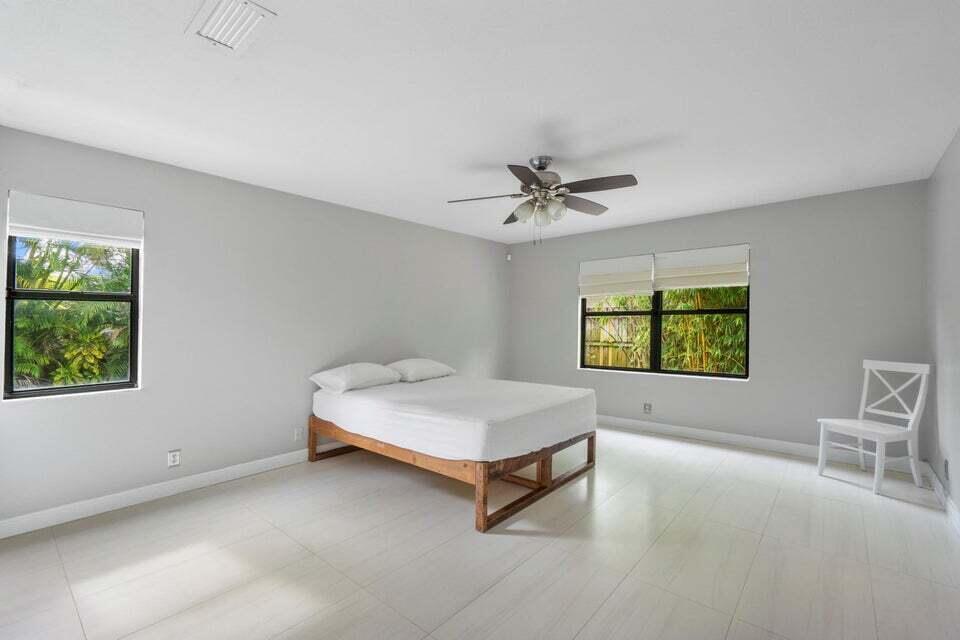 4140 Woods End Road Boca Raton, FL 33487 - Photo 12 of 14 20210617155402861328000000-o