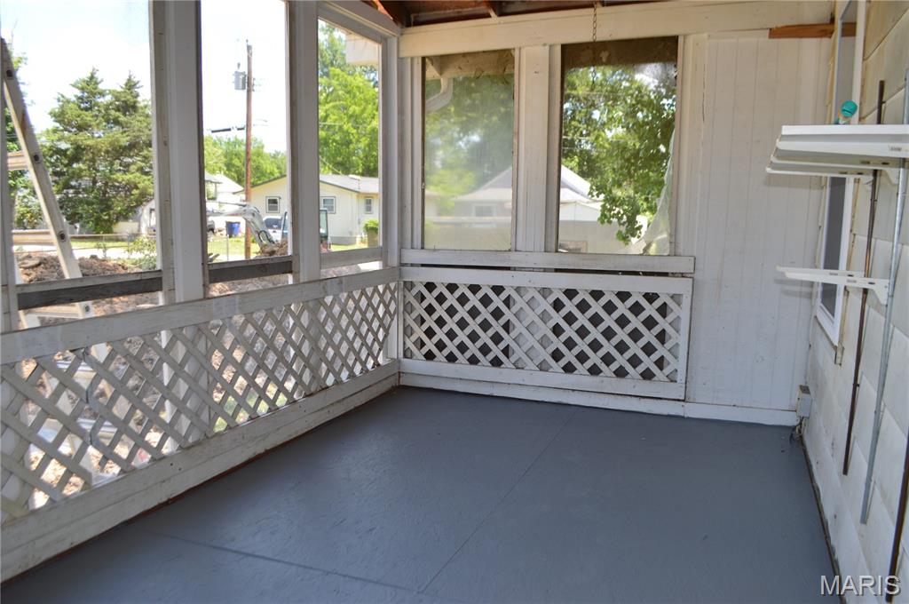 834 Vine Street Festus, MO 63028 - Photo 2 of 20