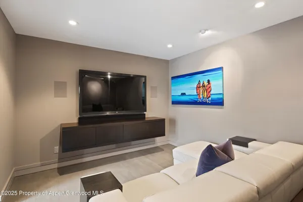 $250,000 | 730 South Galena Street, Aspen, CO 81611