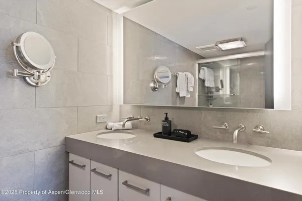 $250,000 | 730 South Galena Street, Aspen, CO 81611