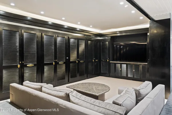 $250,000 | 730 South Galena Street, Aspen, CO 81611