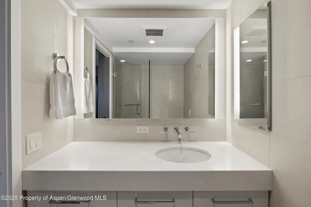 $250,000 | 730 South Galena Street, Aspen, CO 81611