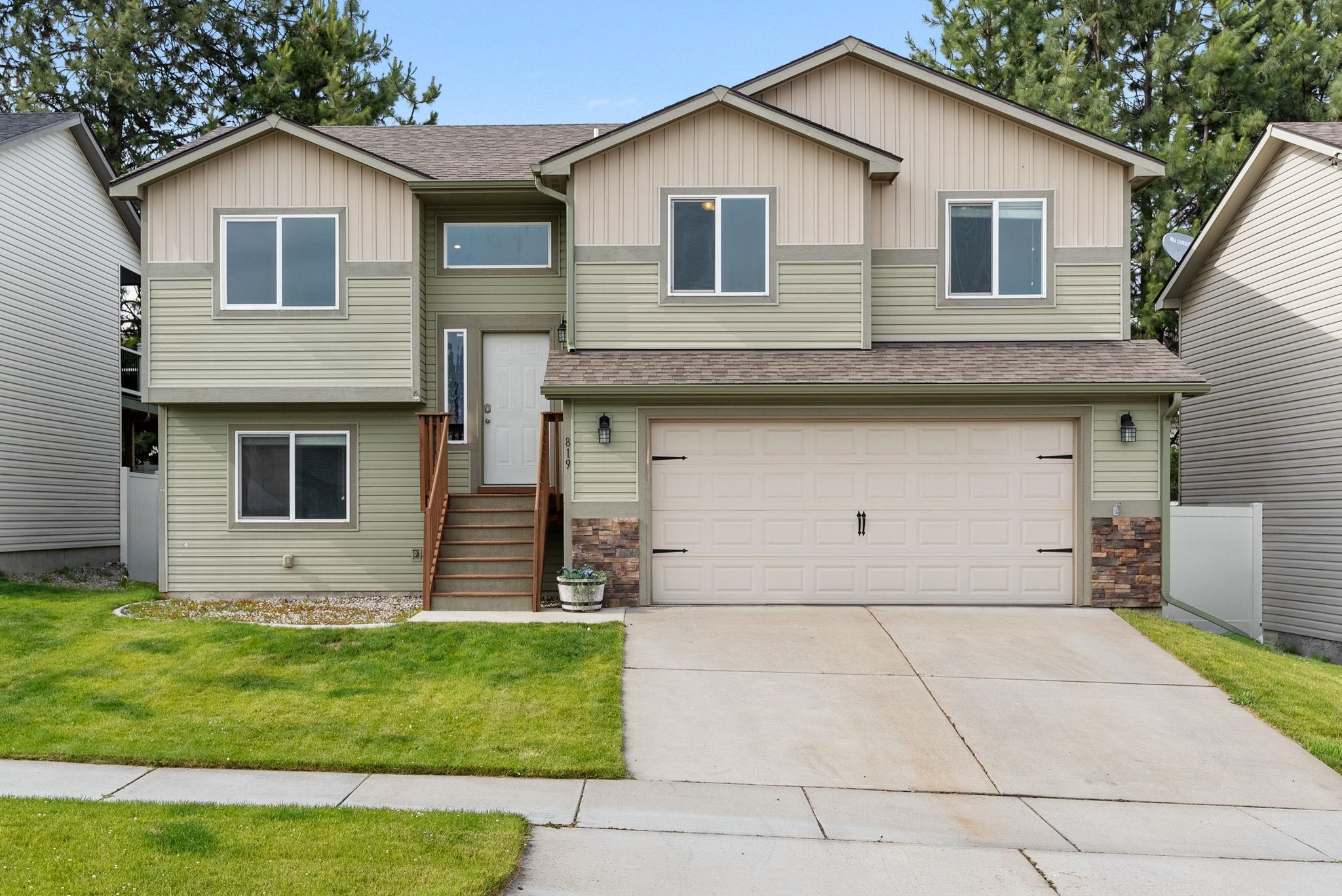 819 East Silver Pine Road Colbert, WA 99005 - Photo 1 of 46