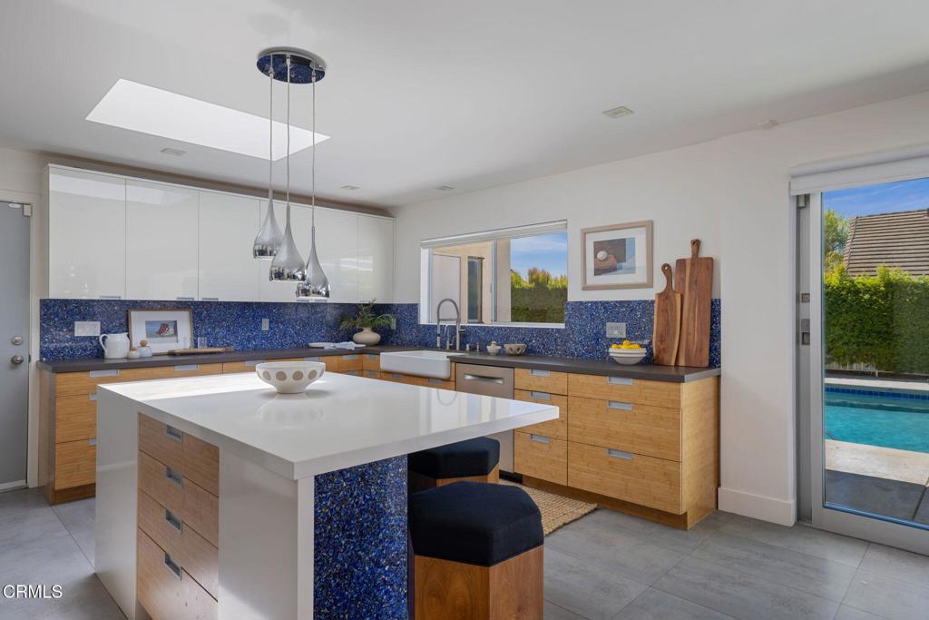 1919 Deermont Road Glendale, CA 91207 - Photo 15 of 57 022_Deermont 1919_by mrbarcelo