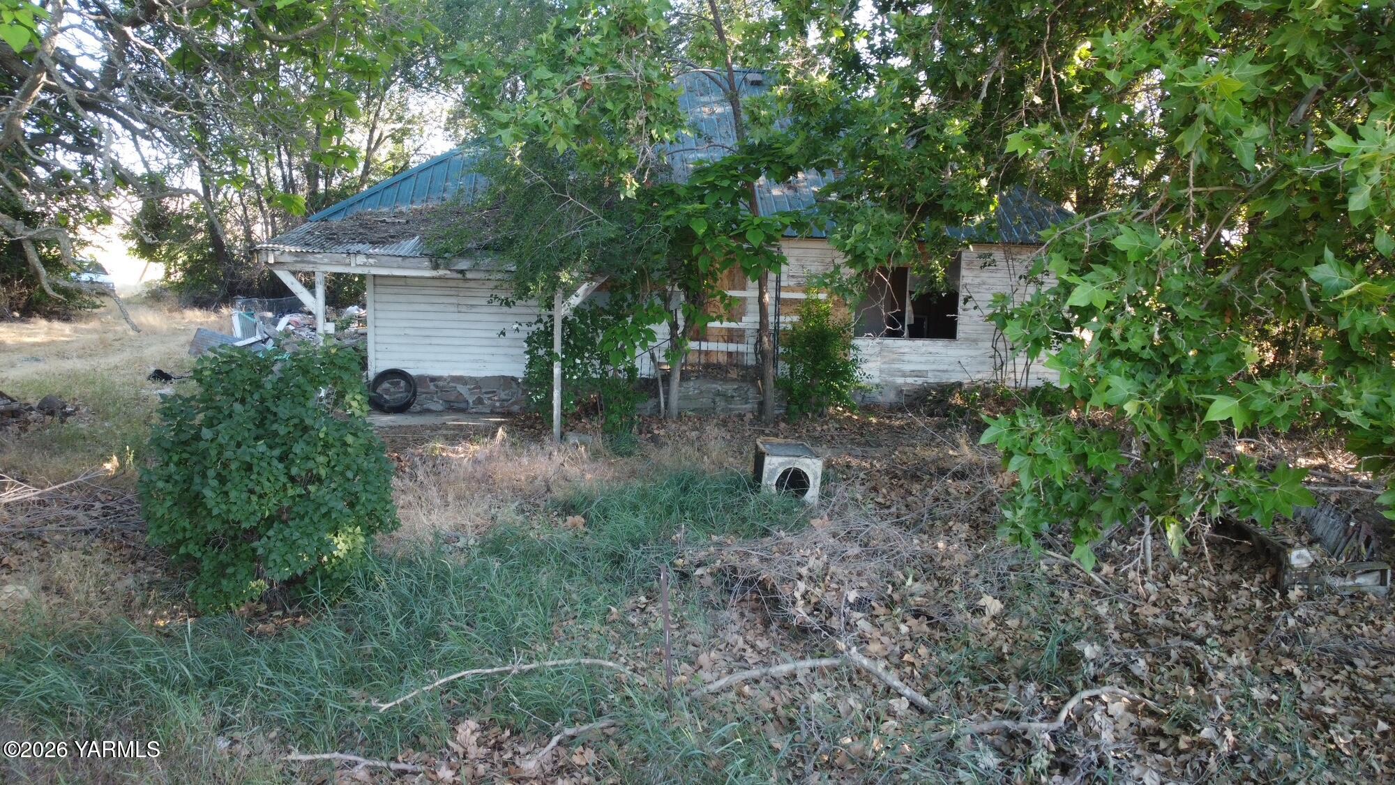 180002 West King Tull Road Grandview, WA 98930 - Photo 4 of 4 4