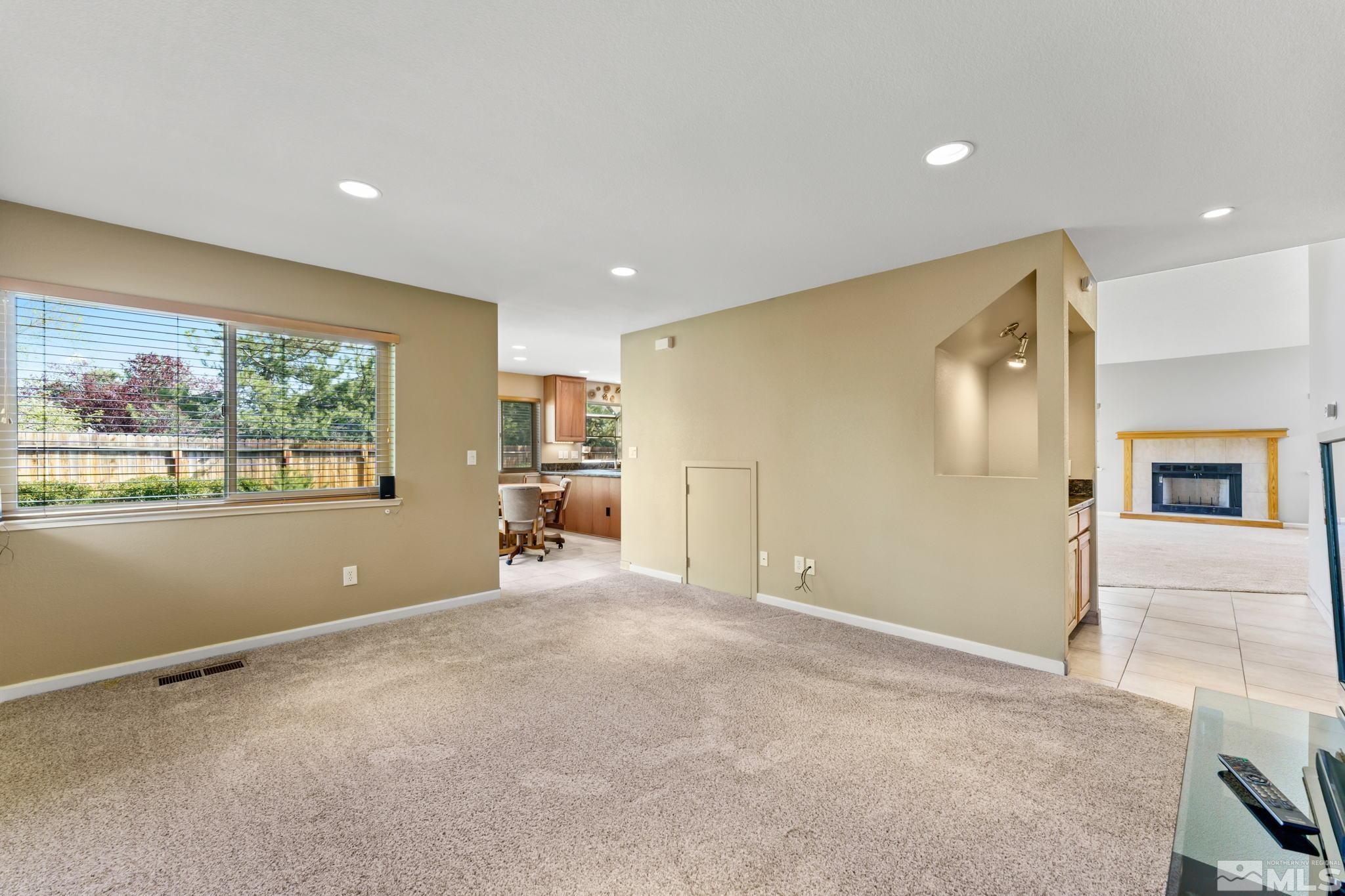 3955 Willowsprings Court Reno, NV 89519 - Photo 11 of 16 Photo 11