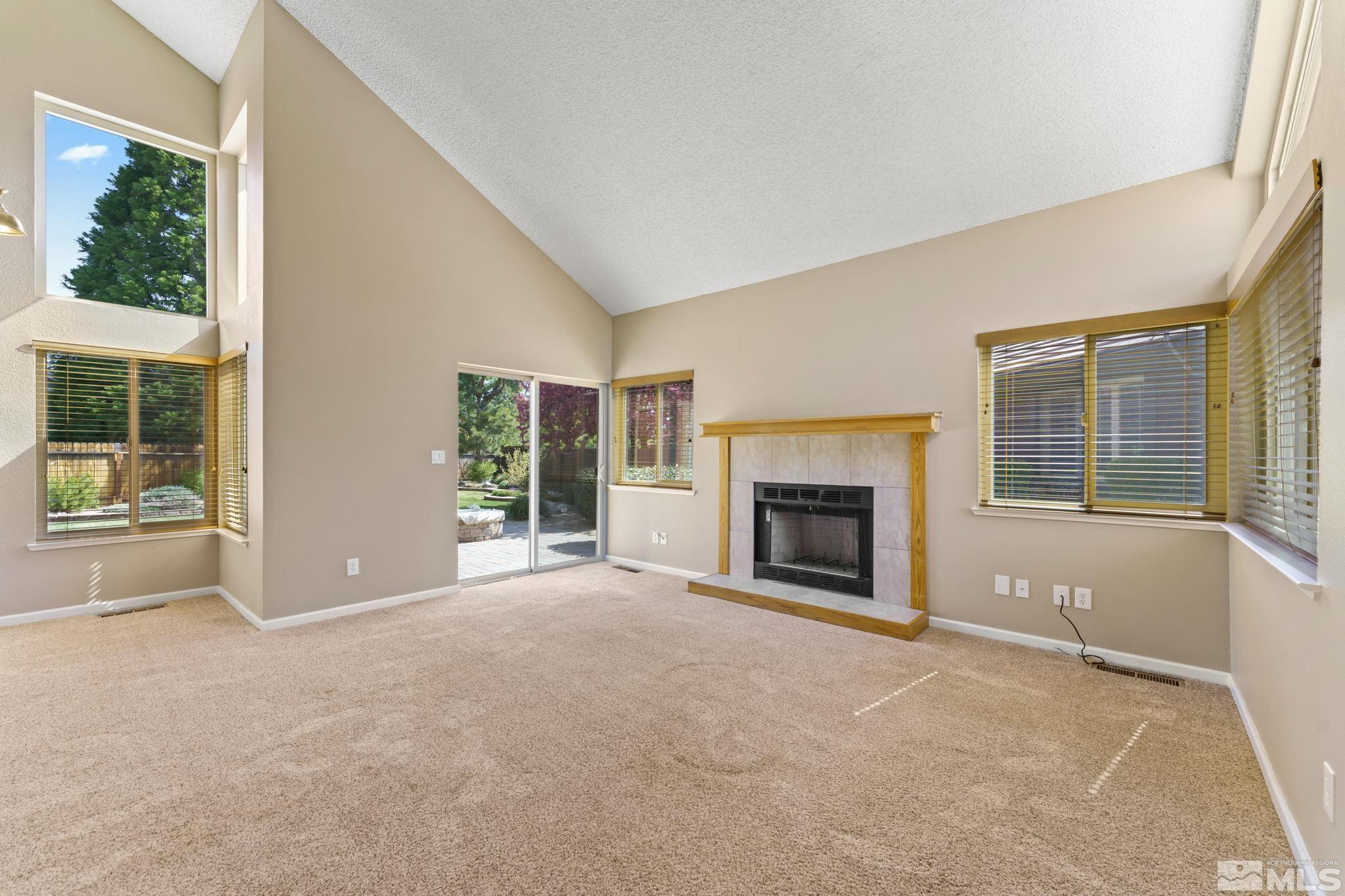 3955 Willowsprings Court Reno, NV 89519 - Photo 5 of 16 Photo 5