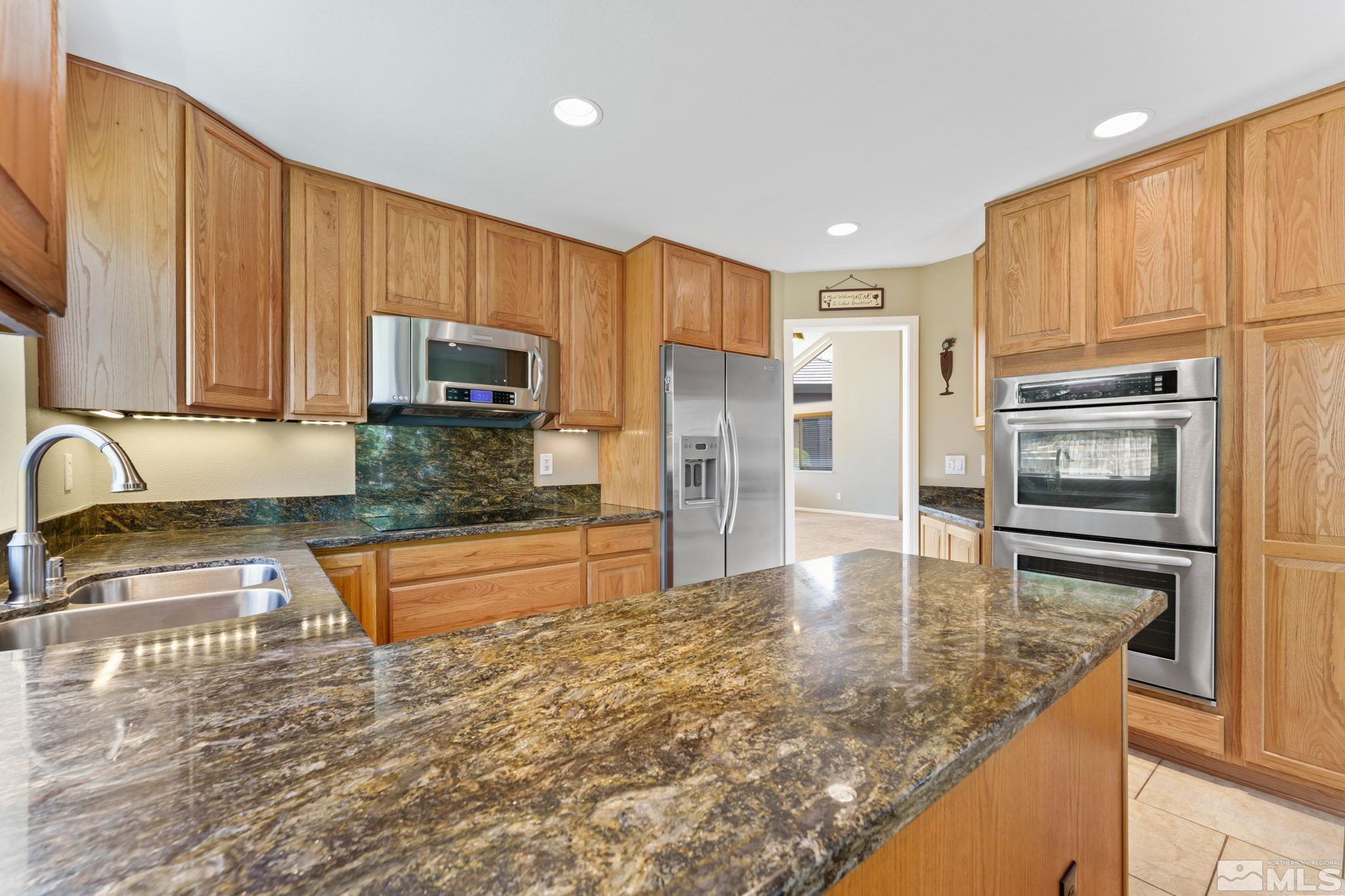3955 Willowsprings Court Reno, NV 89519 - Photo 8 of 16 Photo 8