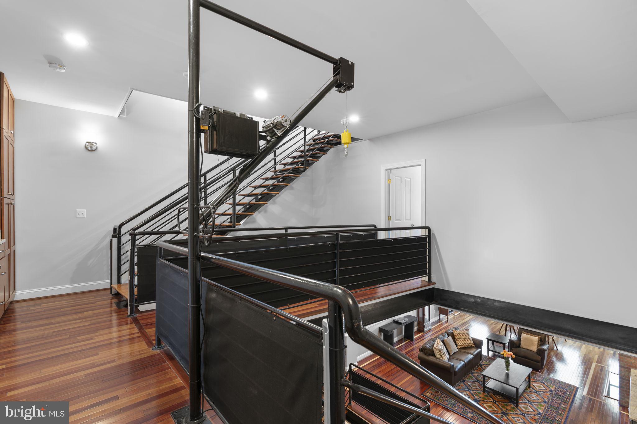 2916 Dillon Street Baltimore, MD 21224 - Photo 28 of 83 Level 3 | Landing