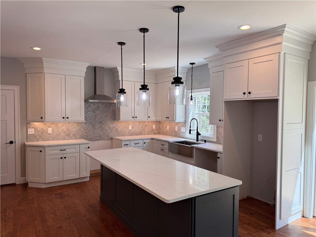 180 Rice City Road Coventry, RI 02827 - Photo 2 of 22