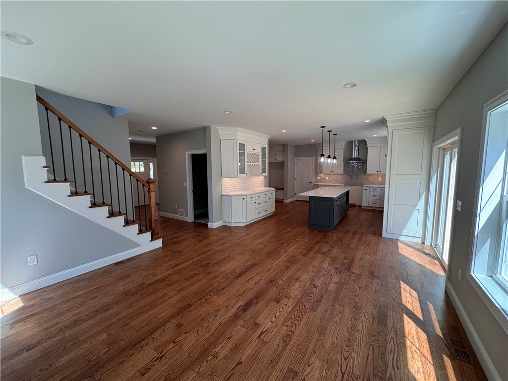 180 Rice City Road Coventry, RI 02827 - Photo 4 of 22