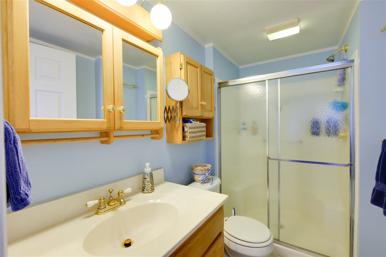 10735 Bluff Road Traverse City, MI 49686 - Photo 17 of 24 1850758-16.JPG