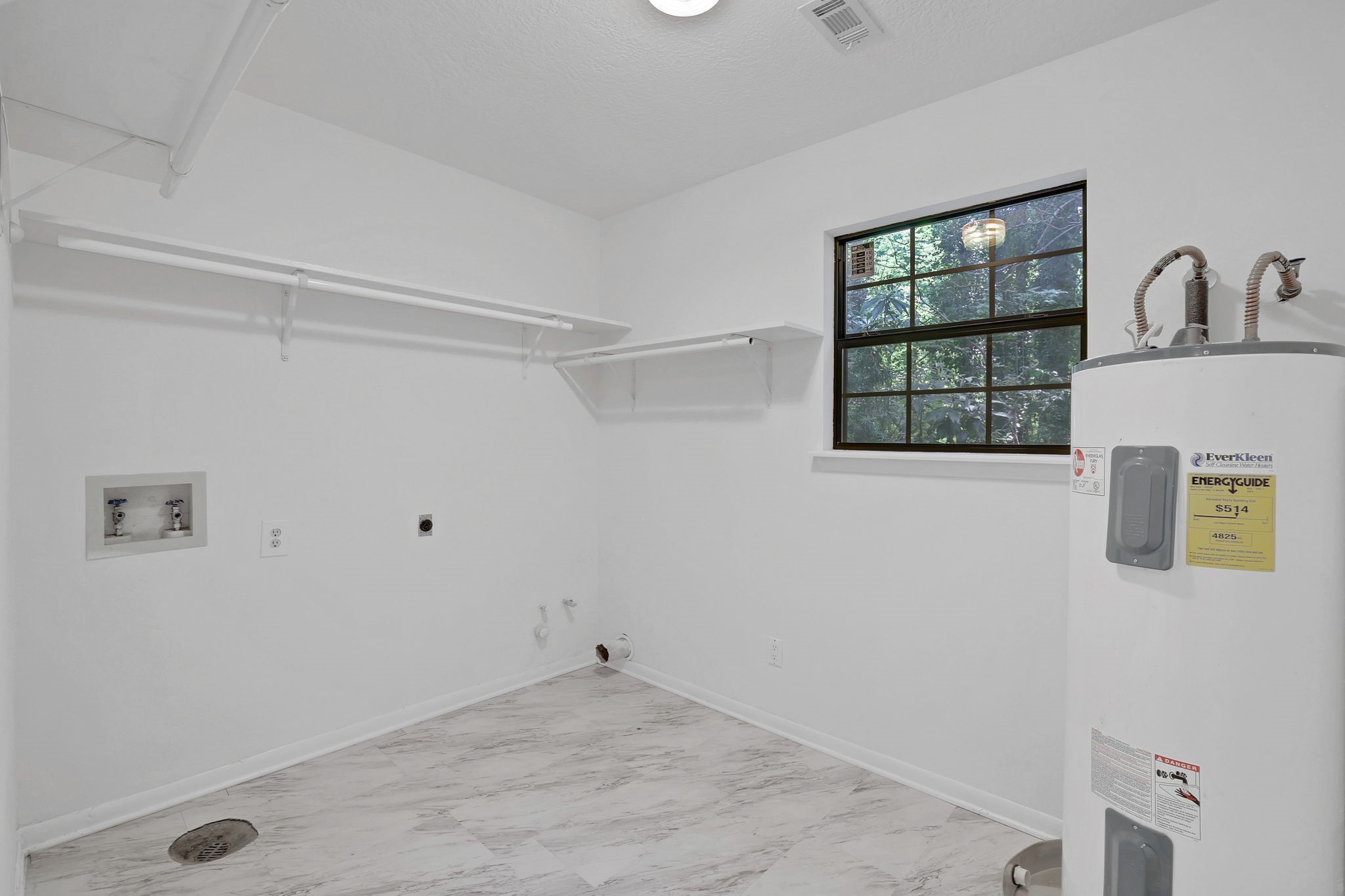 200 Johnson Road Coldspring, TX 77331 - Photo 31 of 47 Large laundry room