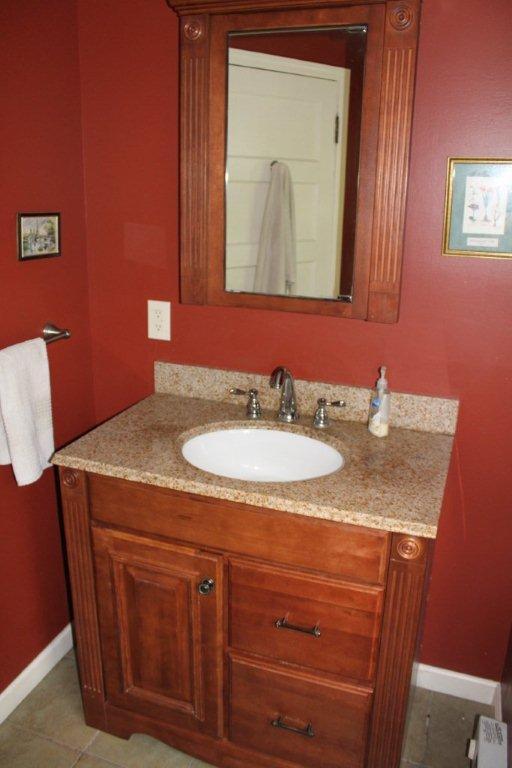 6675 Mt Chestnut Road Roanoke, VA 24018 - Photo 20 of 34 19