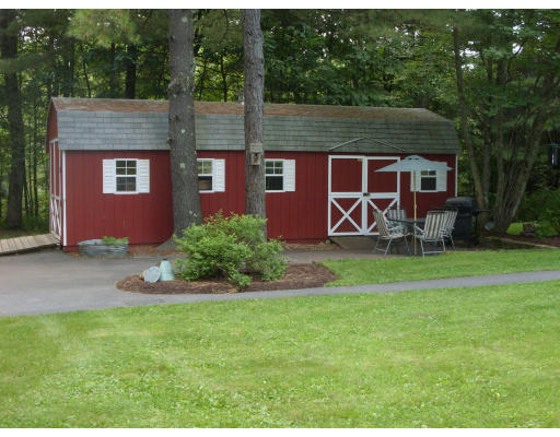 2753 South Athol Road Athol, MA 01331 - Photo 2 of 14 a view of front of a house with a yard