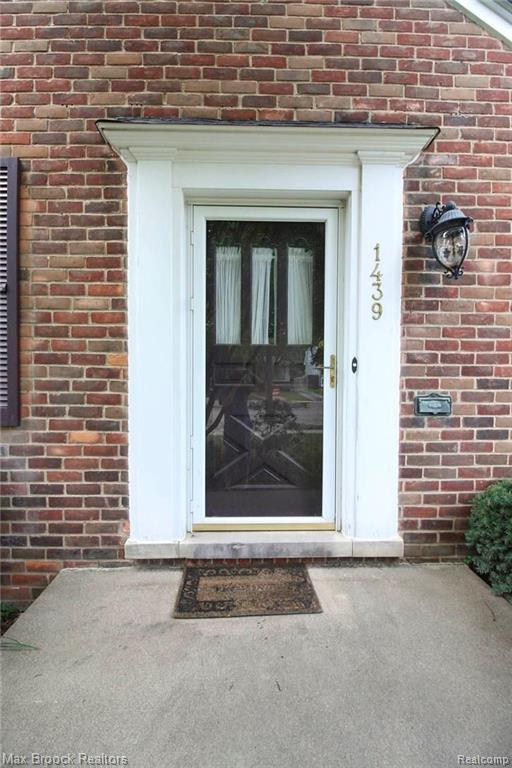 1439 Villa Road Birmingham, MI 48009 - Photo 2 of 24