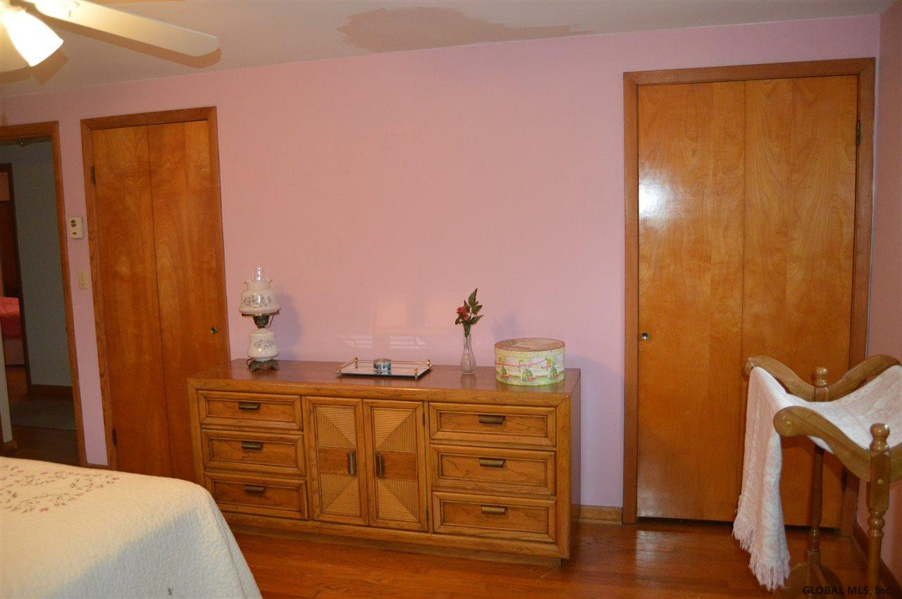 220 Jericho Road Bethlehem, NY 12158 - Photo 14 of 25 Photo 14