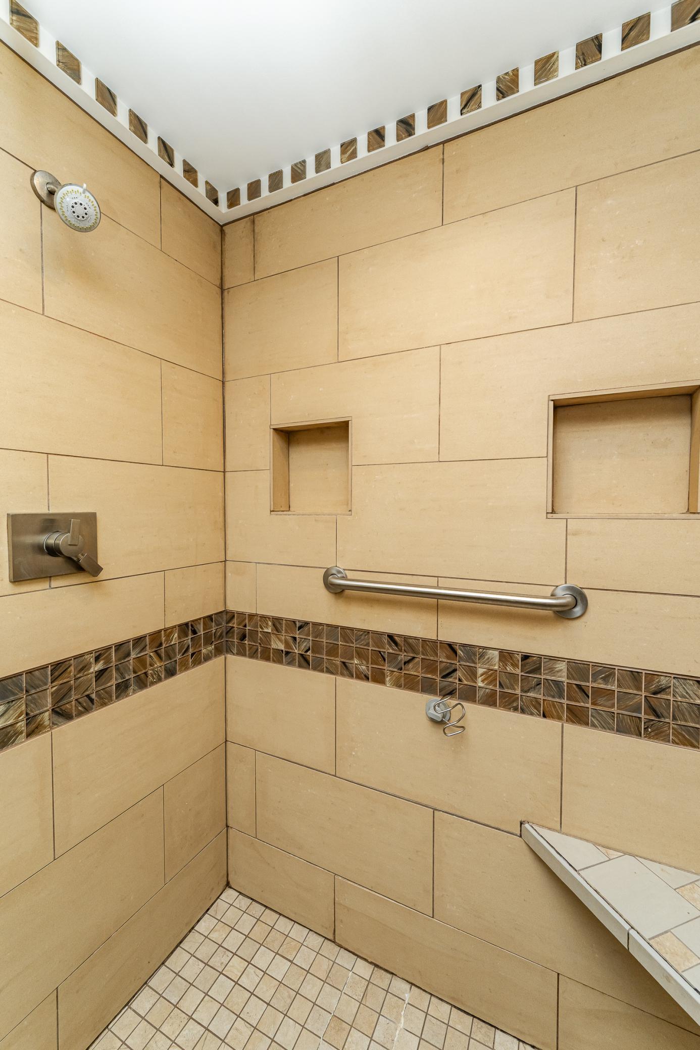 958 28th Street Northwest Rochester, MN 55901 - Photo 14 of 28