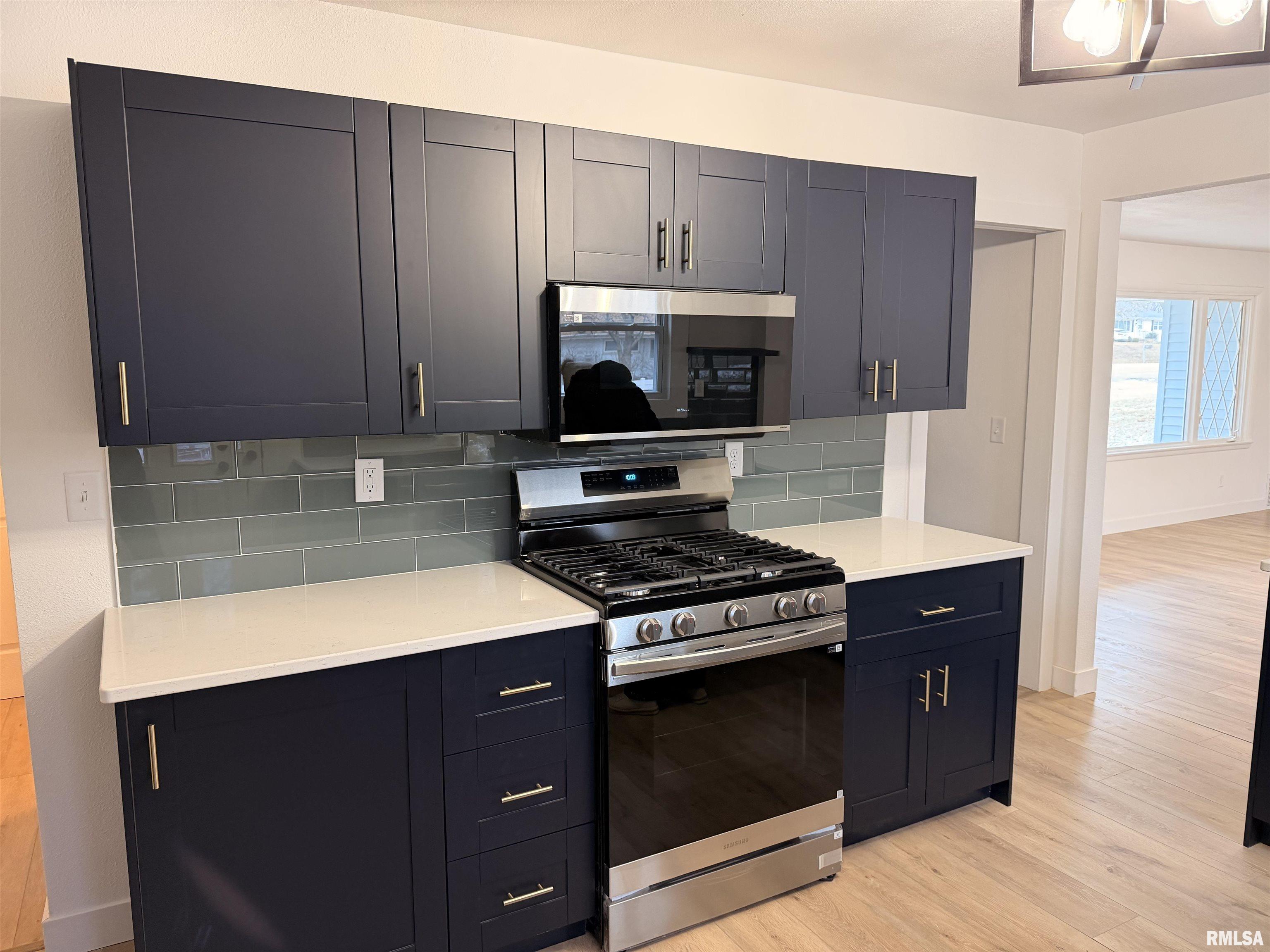 5110 North Sheridan Road Peoria, IL 61614 - Photo 13 of 52