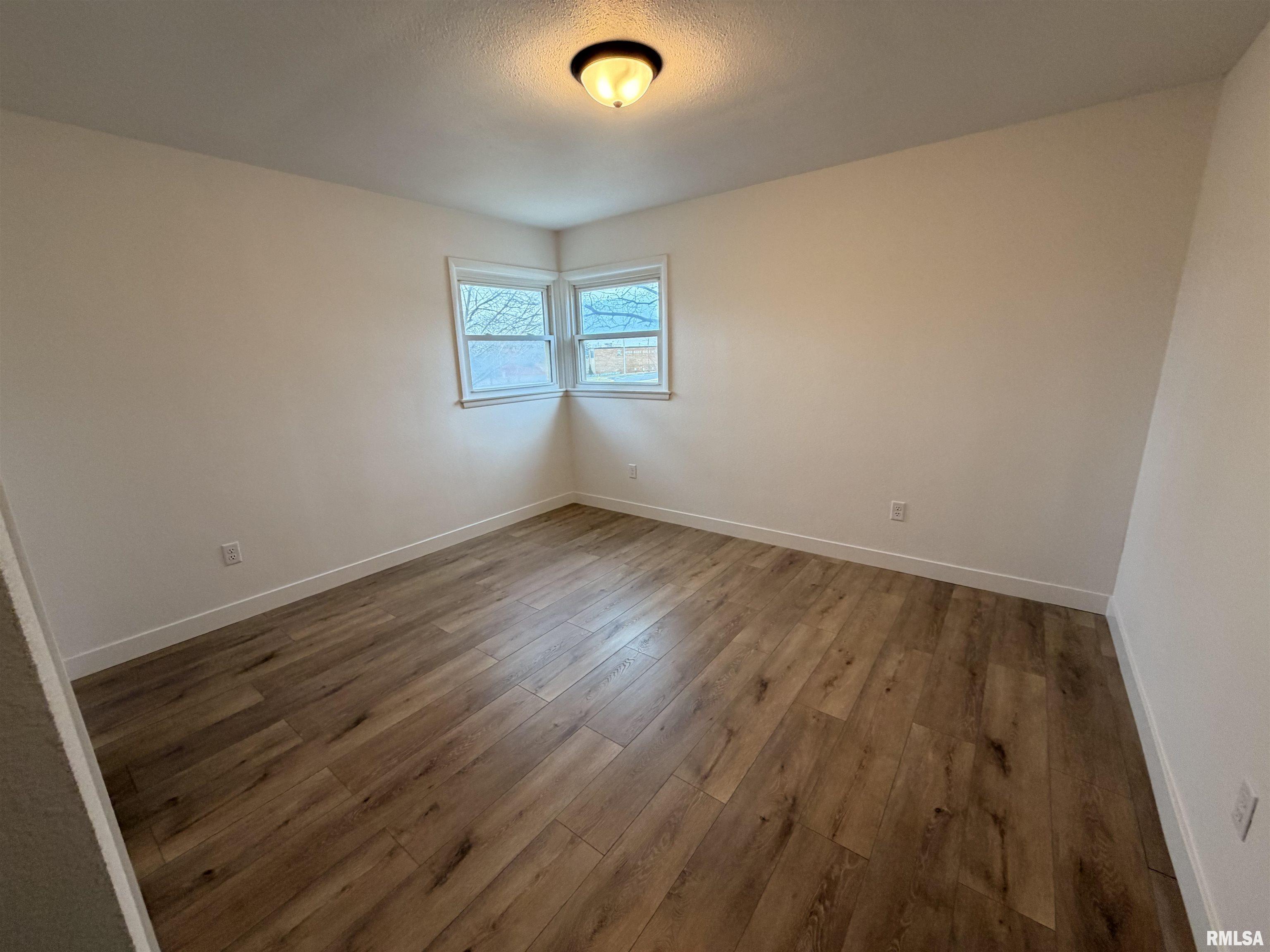 5110 North Sheridan Road Peoria, IL 61614 - Photo 27 of 52