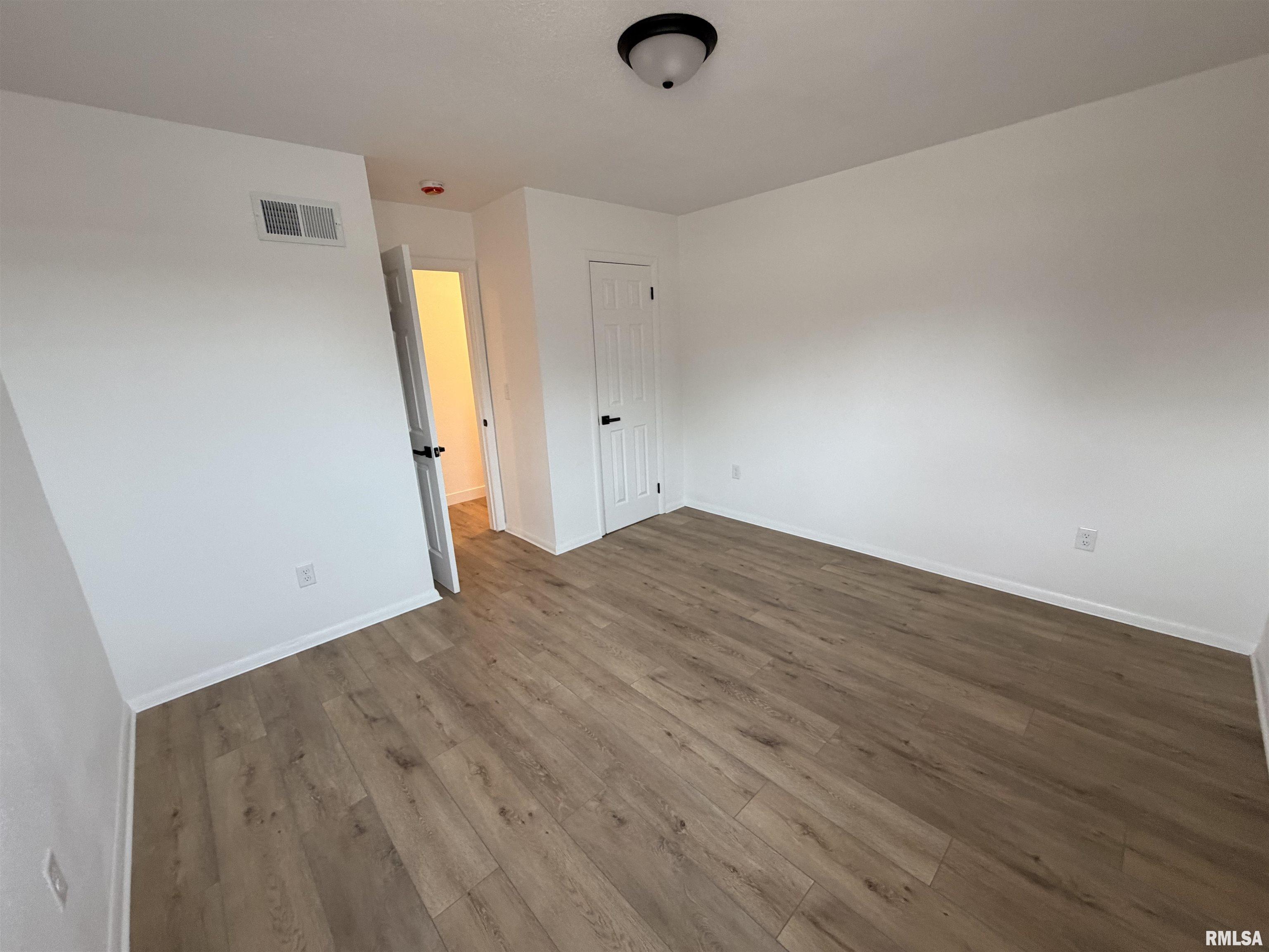 5110 North Sheridan Road Peoria, IL 61614 - Photo 28 of 52