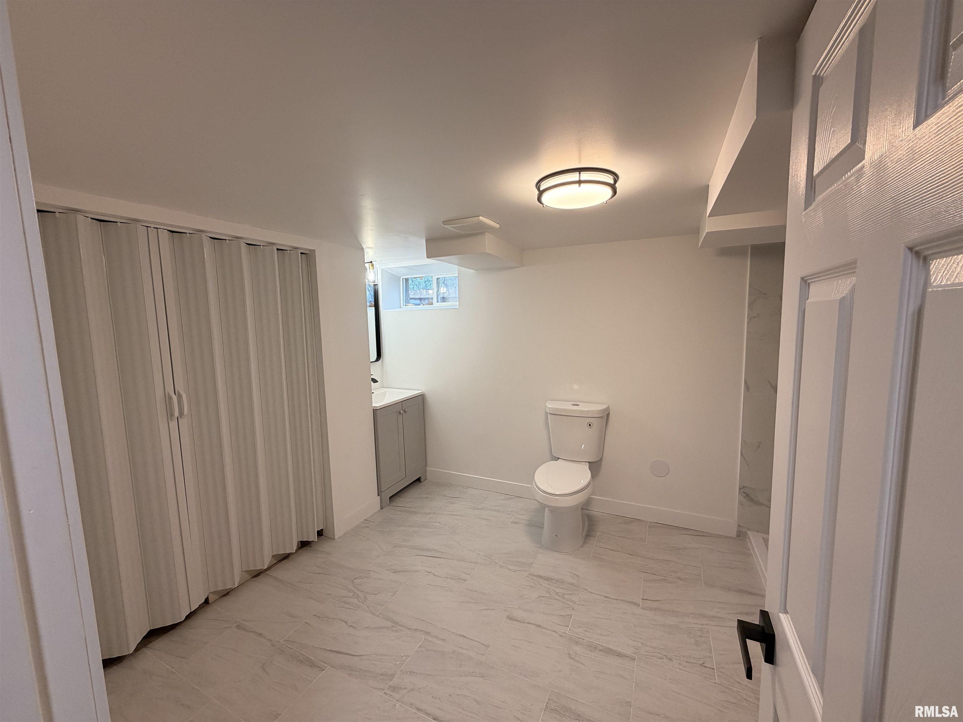 5110 North Sheridan Road Peoria, IL 61614 - Photo 37 of 52