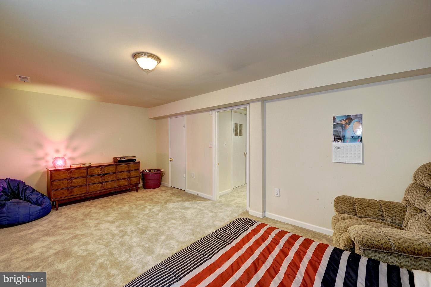 8485 Stonewall Road Manassas, VA 20110 - Photo 25 of 30 Bedroom