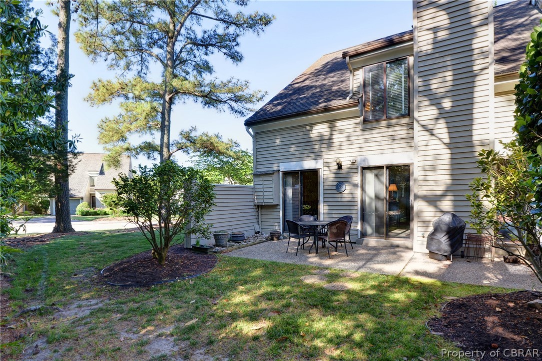 40 Winster Fax Road Williamsburg, VA 23185 - Photo 23 of 24 You will LOVE this move in perfect and low-maintenance townhome in fabulous Kingsmill on the James.