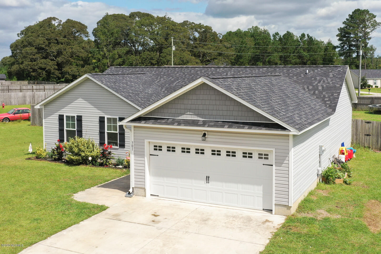 301 South Windy Ridge Road Hubert, NC 28539 - Photo 3 of 36 Front
