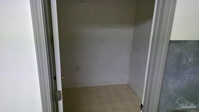 $660,000 | 7700 West Fairfield Drive, Pensacola, FL 32506