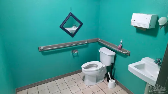 $660,000 | 7700 West Fairfield Drive, Pensacola, FL 32506