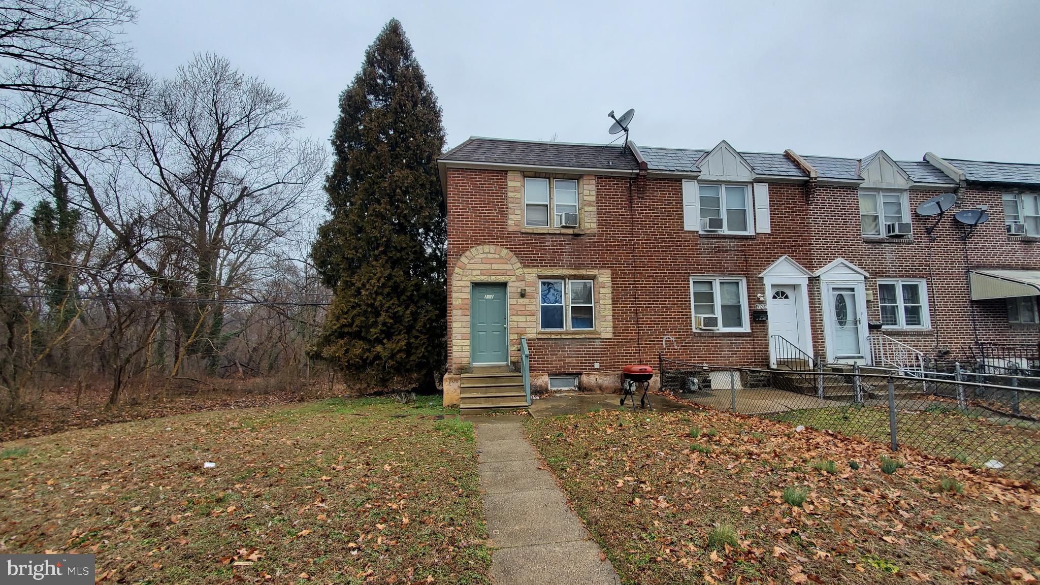 101 Spring Valley Road Darby, PA 19023 - Photo 1 of 21