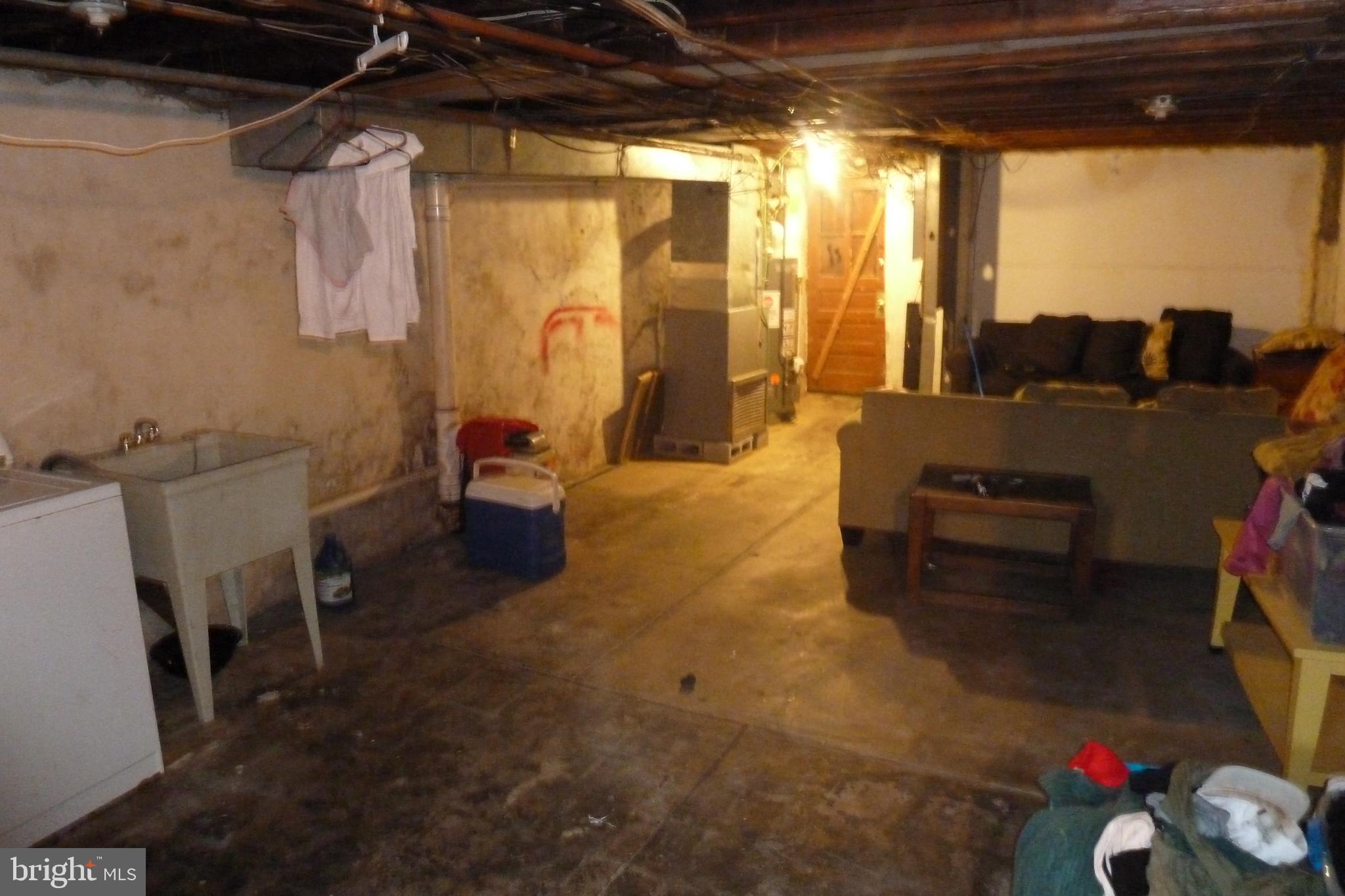 101 Spring Valley Road Darby, PA 19023 - Photo 13 of 21