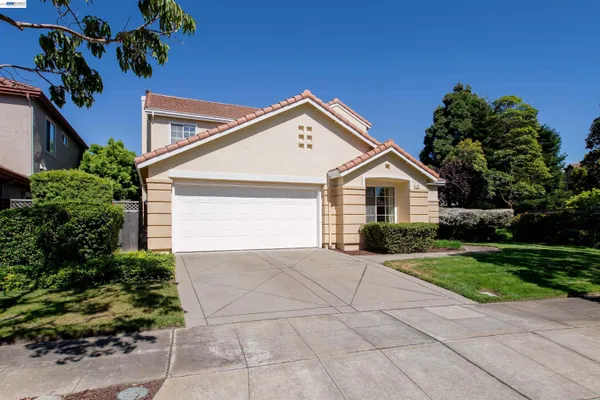 $2,095,000 | Bay Farm Island, Alameda, CA 94502