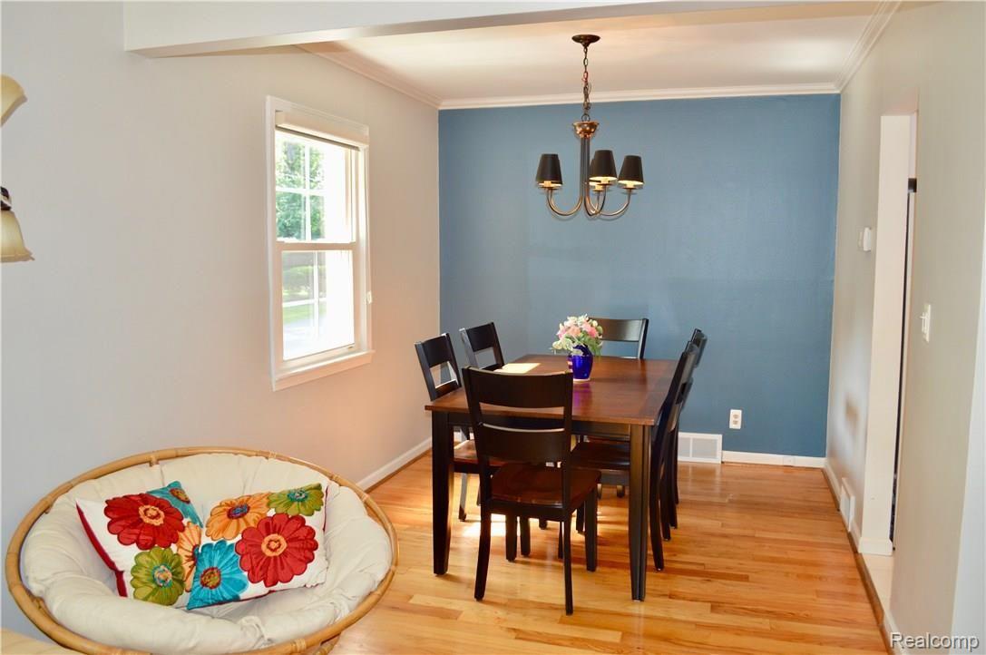 1798 Graefield Road Birmingham, MI 48009 - Photo 5 of 25 DSC_0315.jpg