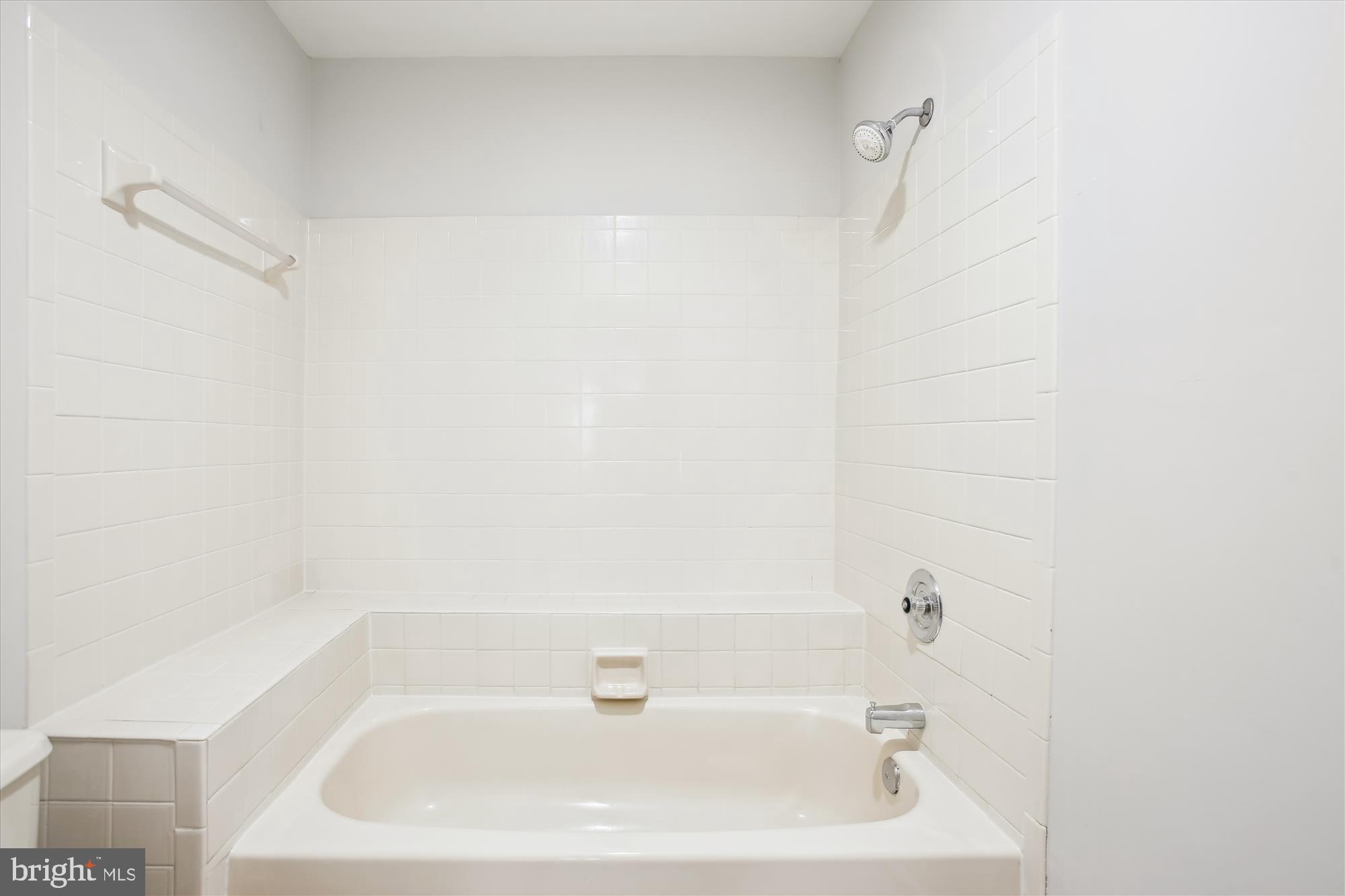 1925 Villaridge Drive Reston, VA 20191 - Photo 17 of 39 Gallery Image 17