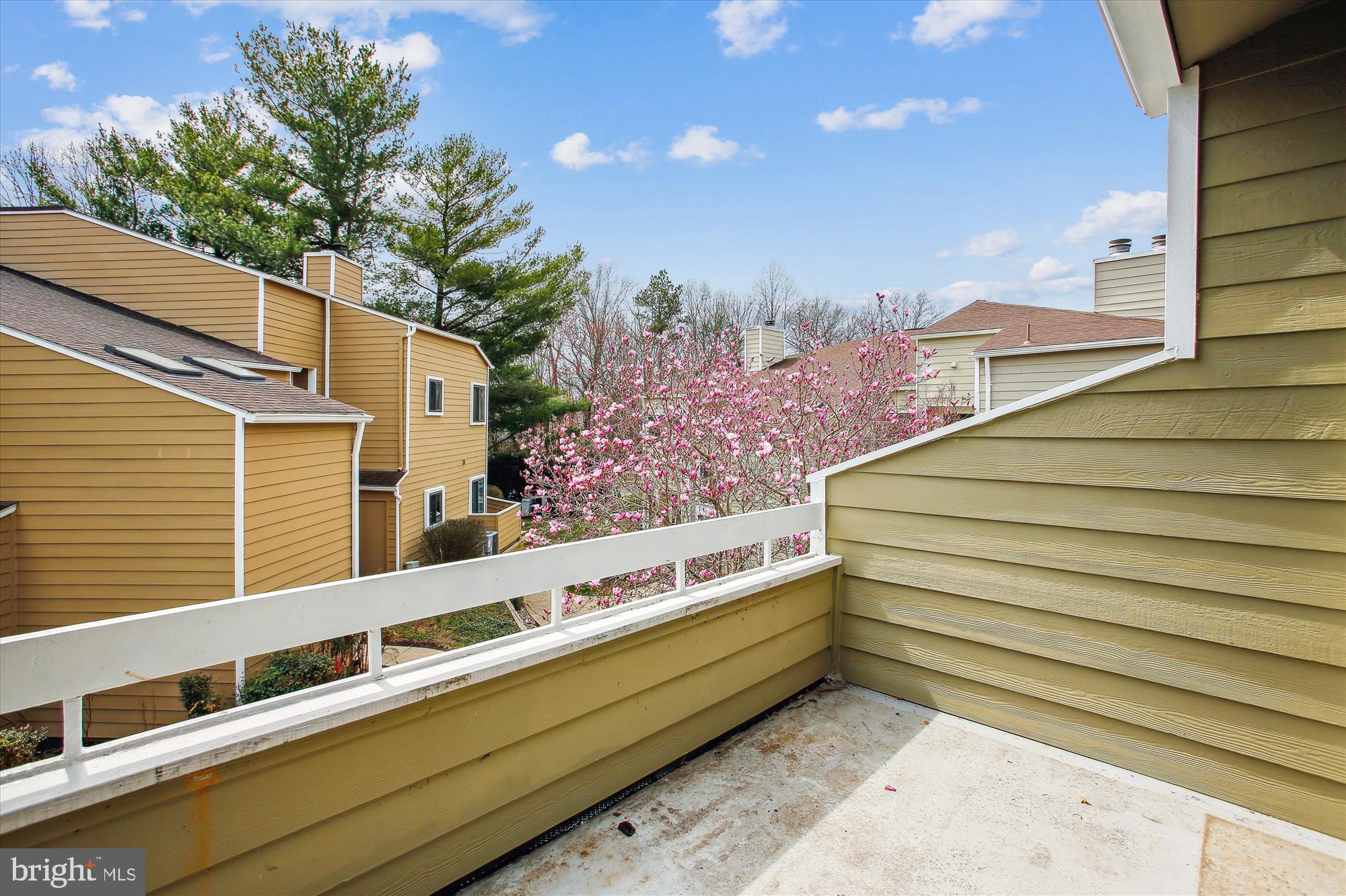 1925 Villaridge Drive Reston, VA 20191 - Photo 3 of 39 Gallery Image 3