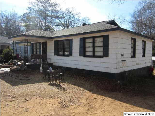 703 South Spring Street Talladega, AL 35160 - Photo 2 of 22