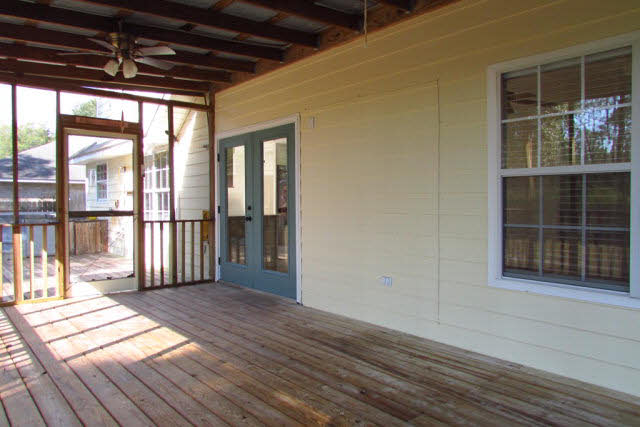 24602 Tarpon Lane Orange Beach, AL 36561 - Photo 31 of 40 Screened Porch