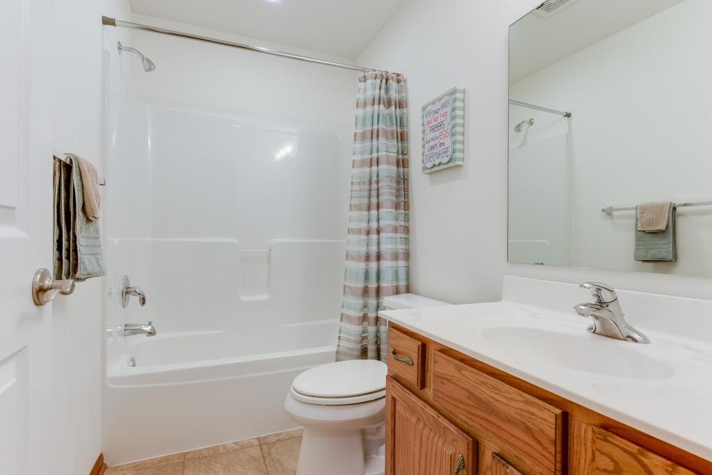 1666 Riverside Drive Shakopee, MN 55379 - Photo 11 of 20 Gallery Image 11