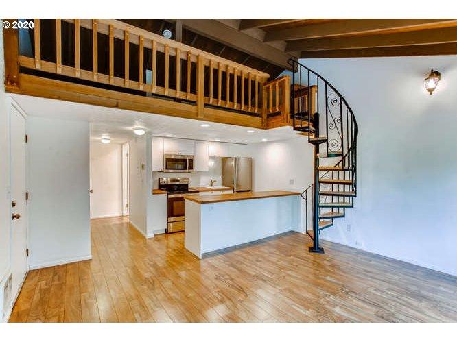 7720 Southwest Barnes Road, Unit B Portland, OR 97225 - Photo 2 of 22 Gallery Image 2