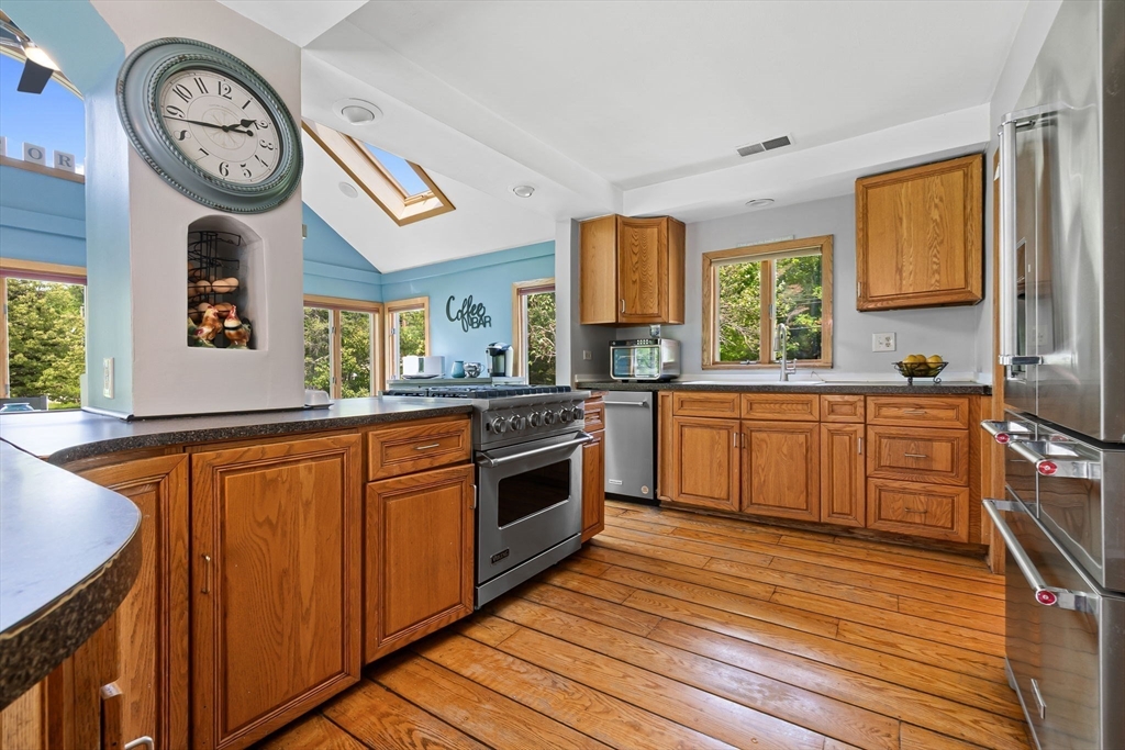 610 Main Street Boxford, MA 01921 - Photo 15 of 40 Gallery Image 15