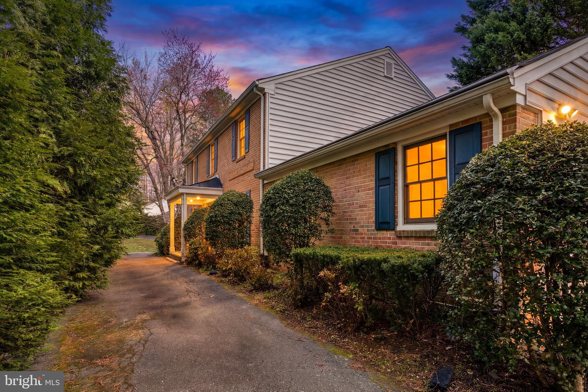 4417 Wakefield Chapel Road Annandale, VA 22003 - Photo 2 of 77