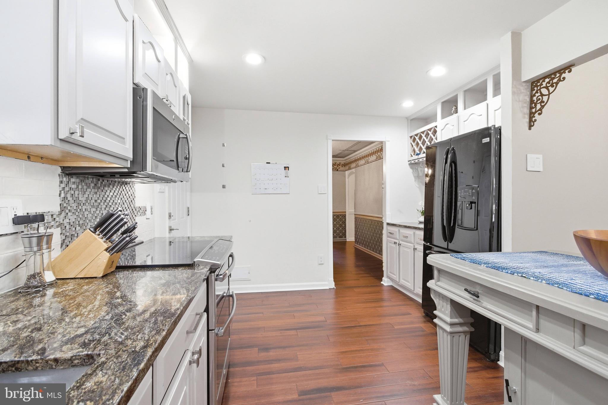 4417 Wakefield Chapel Road Annandale, VA 22003 - Photo 37 of 77