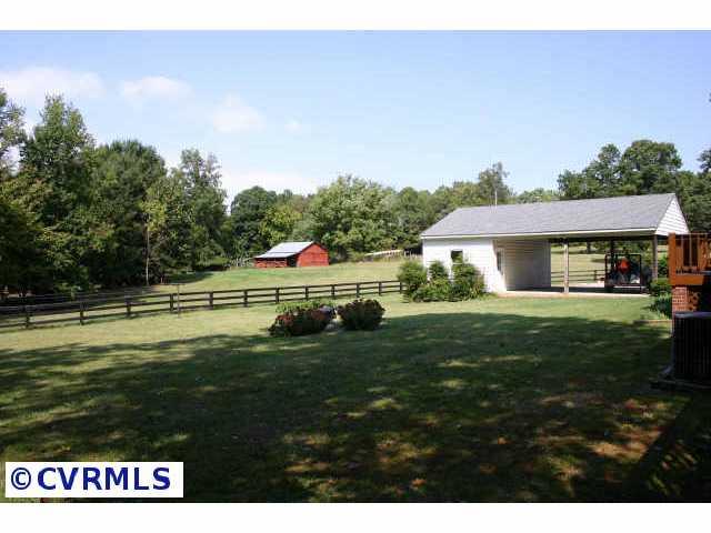 2890 Dogtown Road Sandy Hook, VA 23153 - Photo 3 of 10 Other - Barn