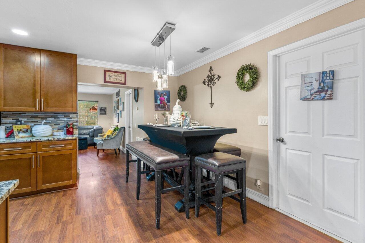 9714 Colorado Court Boca Raton, FL 33434 - Photo 11 of 28 011-9714ColoradoCourt-BocaRaton-FL-33434