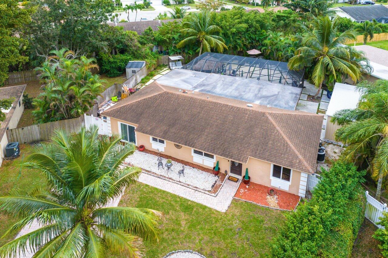 9714 Colorado Court Boca Raton, FL 33434 - Photo 5 of 28 033-9714ColoradoCourt-BocaRaton-FL-33434